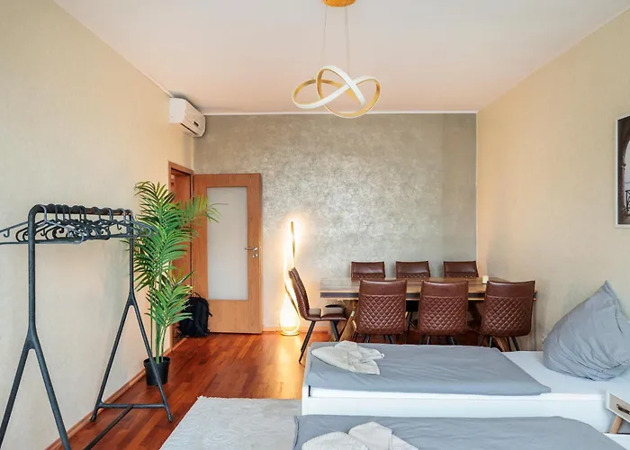 86Qm - 3 Rooms - Central - Rhm Apartments