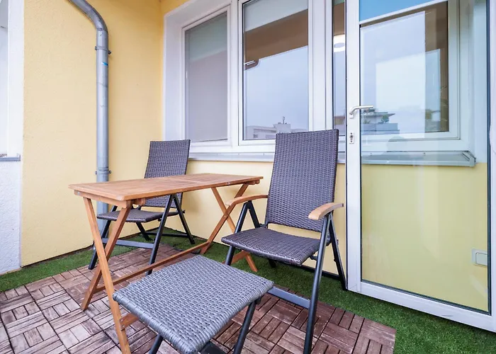 86Qm - 3 Rooms - Central - Rhm Apartments